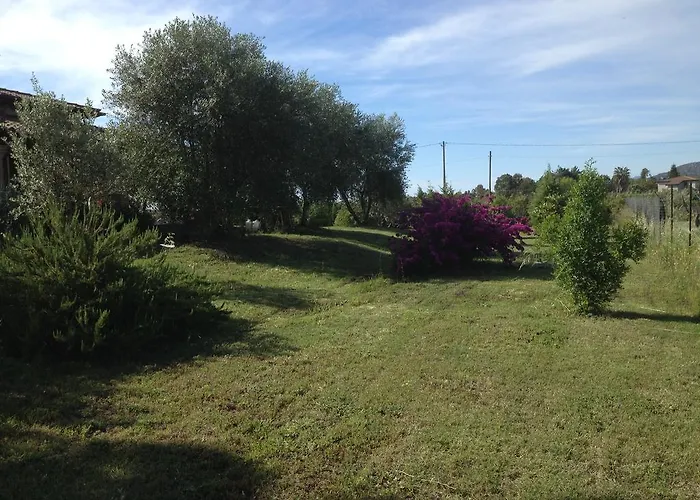 卡萨桑蒂那住宿加早餐旅馆 *